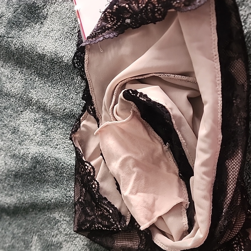 Lace Shape wear - Picture 3 of 4